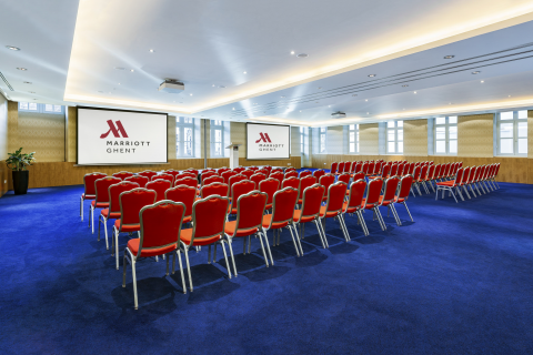 Korenlei theater screens