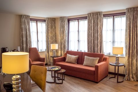 Junior Suite Privilege Living Room