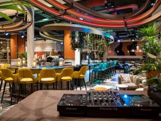 Csm ANRCEN WTC Antwerp Bar 08 6fadff3578