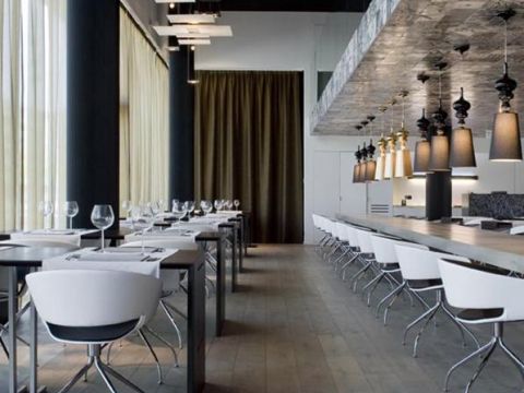 Carbon restaurant gusto 1