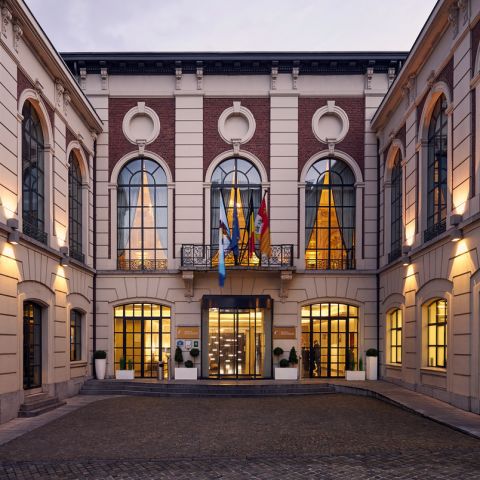 Story telling background Slys Facade